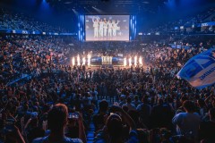 王者荣耀美利坚大陆畅玩指南：跨洋对战技巧与网络设置攻略